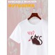 Футболка с черным котом с ножом с принтом