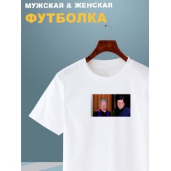 Футболка мем со священником с принтом