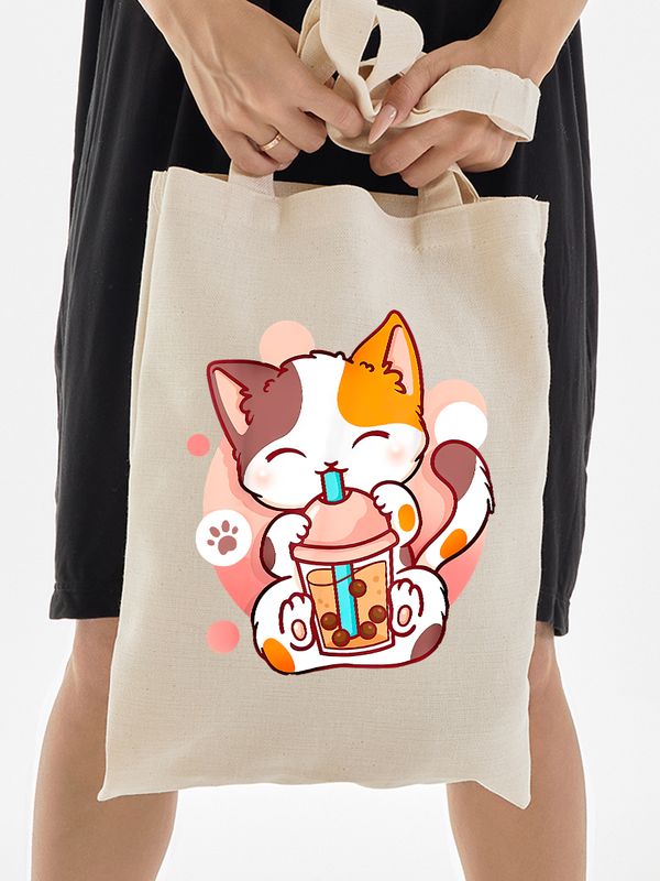 Шоппер аниме каваи котик japan maneki neko с принтом anime cat kawaii кот и бабл ти bubble tea kawai бежевый, стритстайл сумка для шопинга и покупок тканевая женская и мужская андеграунд y2k кэжуал.