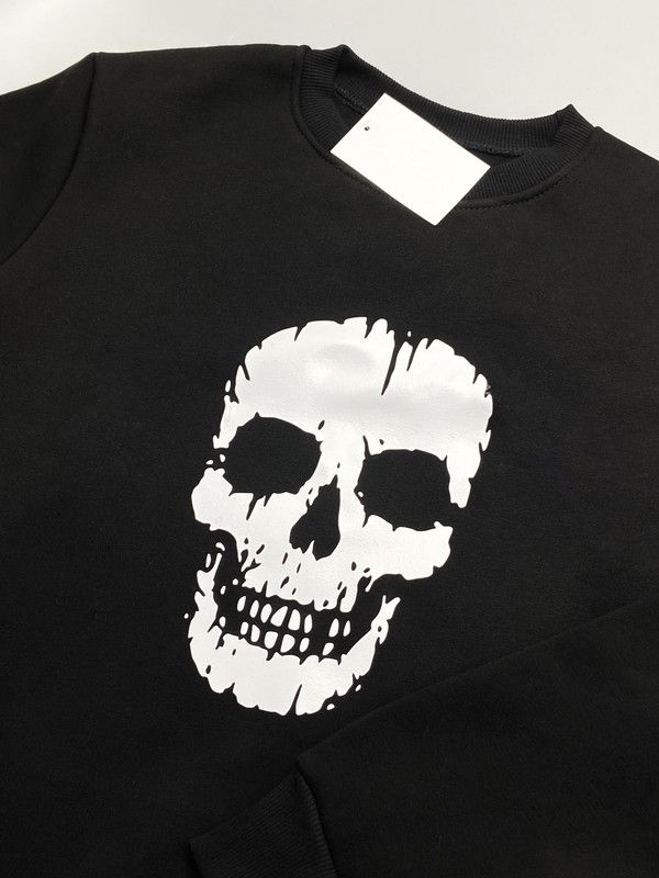 Мужской свитшот с черепом