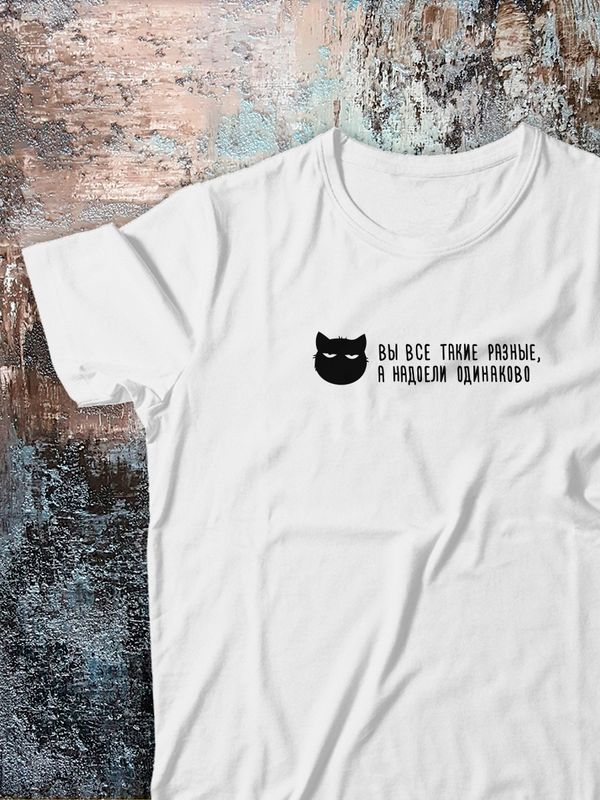 Футболка с мемом котом