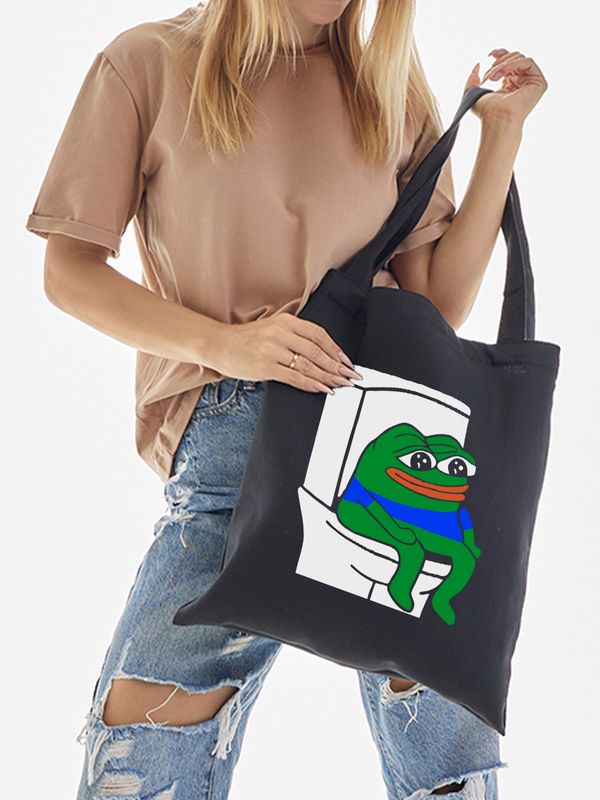 Шоппер лягушка Пепе и лягушонок на унитазе мем и прикол с принтом pepe frog meme черный, стритстайл мемная сумка для шопинга и покупок тканевая женская и мужская кэжуал стрит стайл y2k style casual.