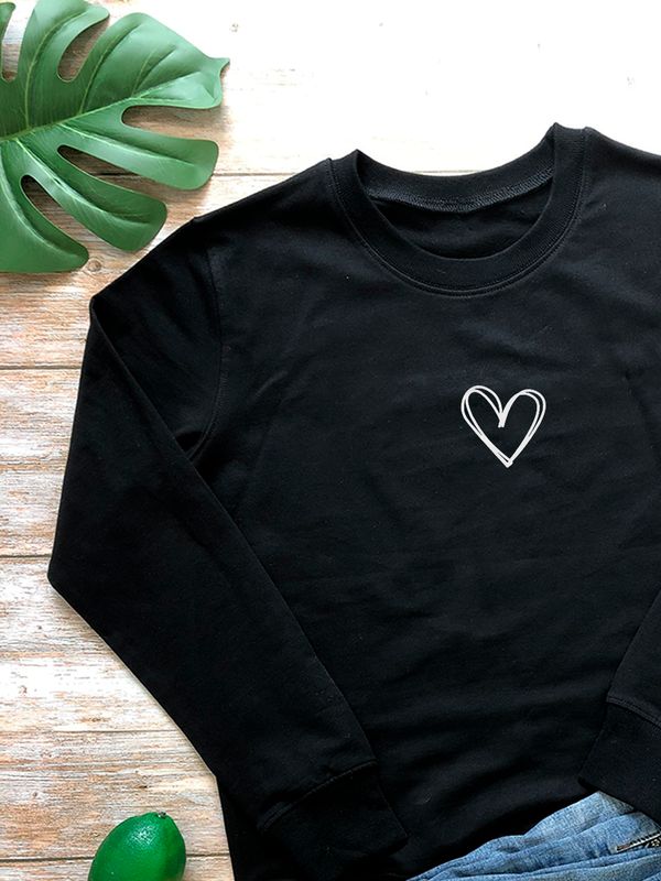 Свитшот с принтом Сердце на День Валентина оверсайз черный. Свитшот унисекс с картинкой сердечко в стиле кэжуал для молодежи. Свитшот с принтом Сердце на День Валентина оверсайз черный. Свитшот унисекс с картинкой сердечко в стиле кэжуал для молодежи.
