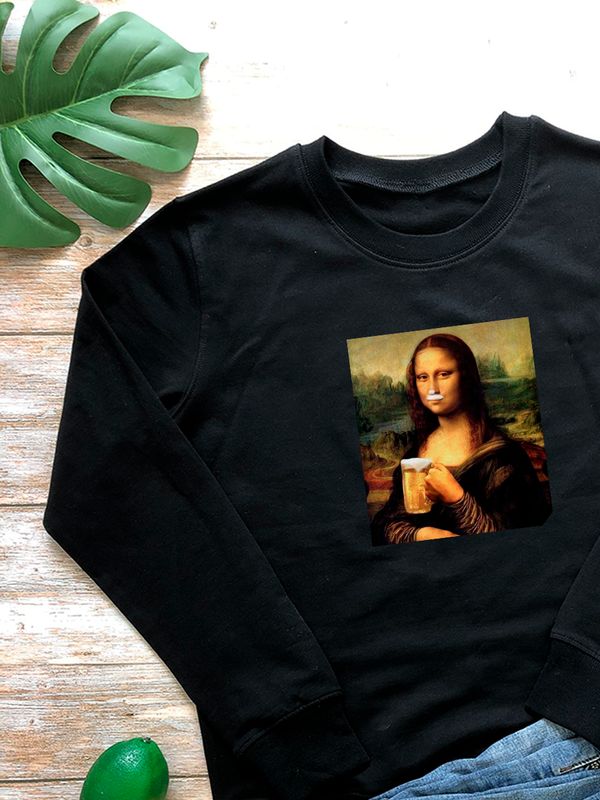 Свитшот с принтом leonardo da vinci Мона лиза с пивом оверсайз черный. Свитшот унисекс с приколом в стиле кэжуал для молодежи. Свитшот с принтом leonardo da vinci Мона лиза с пивом оверсайз черный. Свитшот унисекс с приколом в стиле кэжуал для молодежи.